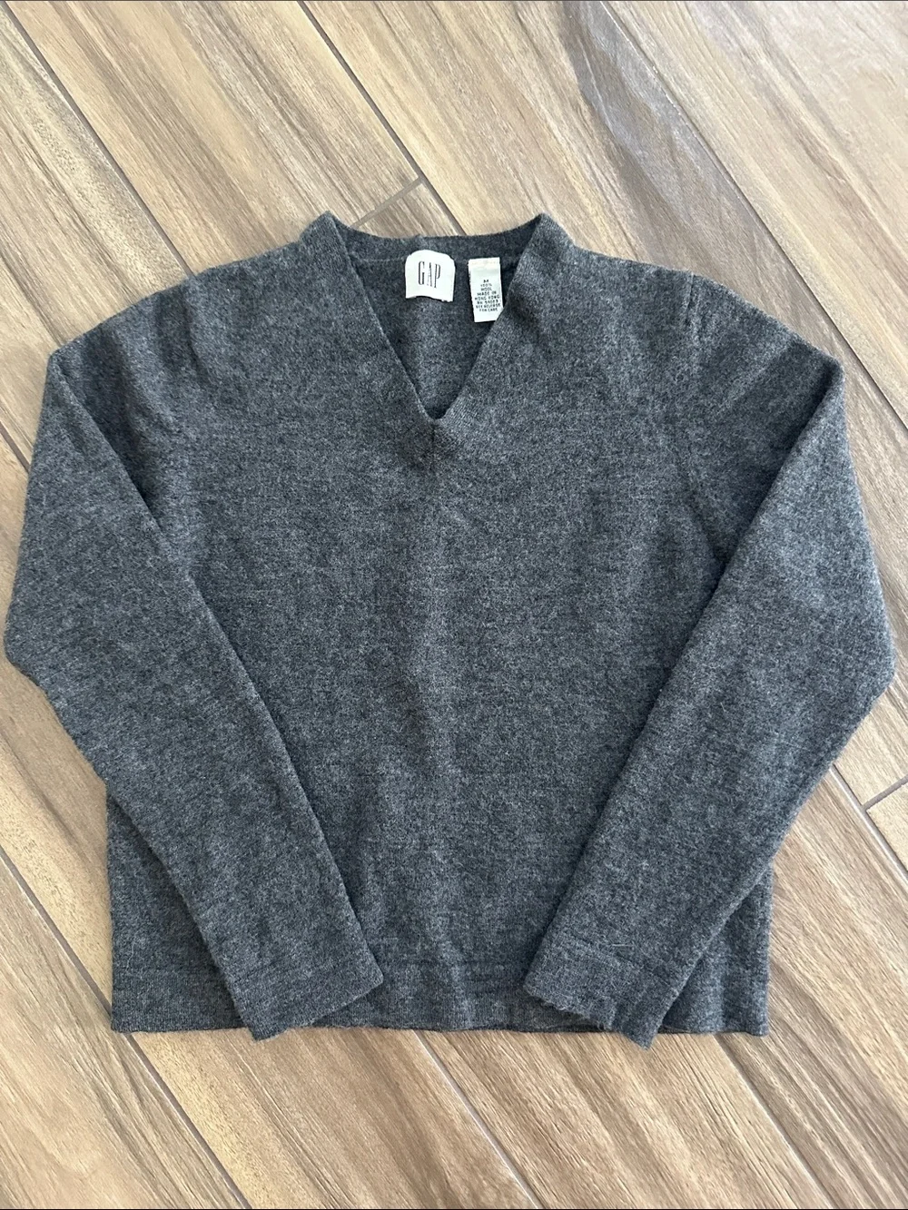 GAP Big Kids Dark Charcoal V-Neck 100% Wool Sweater
